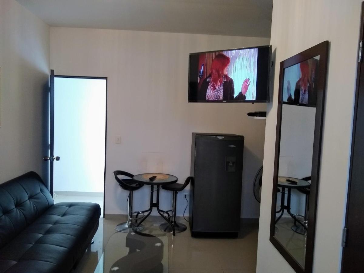 Aleli ,entre/sal.aerpto,terml Traspt,cc.unico,basemfs Apartamento Cali